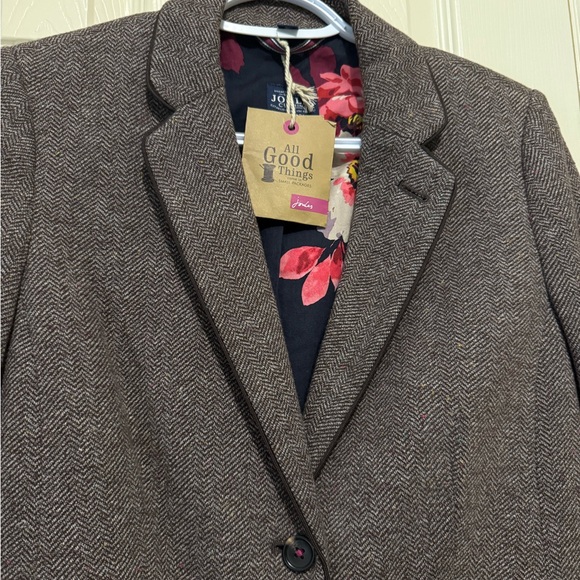 Joules Agatha Blazer with Floral Lining - Picture 4 of 16
